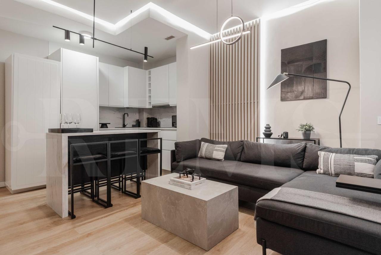 Contemporary Minimalist Apartment By Rems Málaga Exterior foto